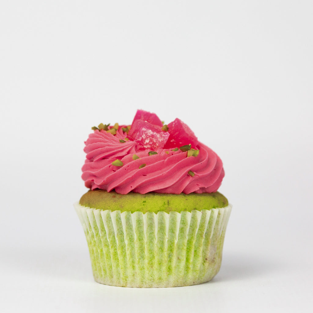 Rose and pistachio cupcake